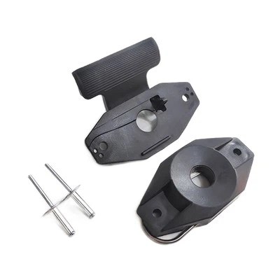 ジェットスキーシートラッチ