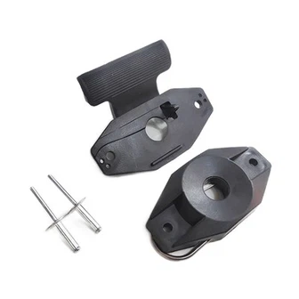 ジェットスキーシートラッチ